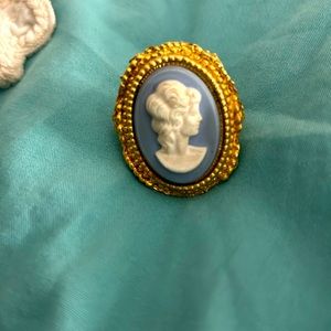 Vintage Adjustable Cameo Ring
